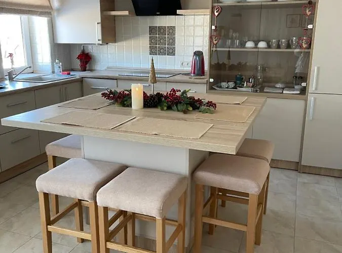 сонячне закарпаття Apartment Polyana (Transcarpathia)